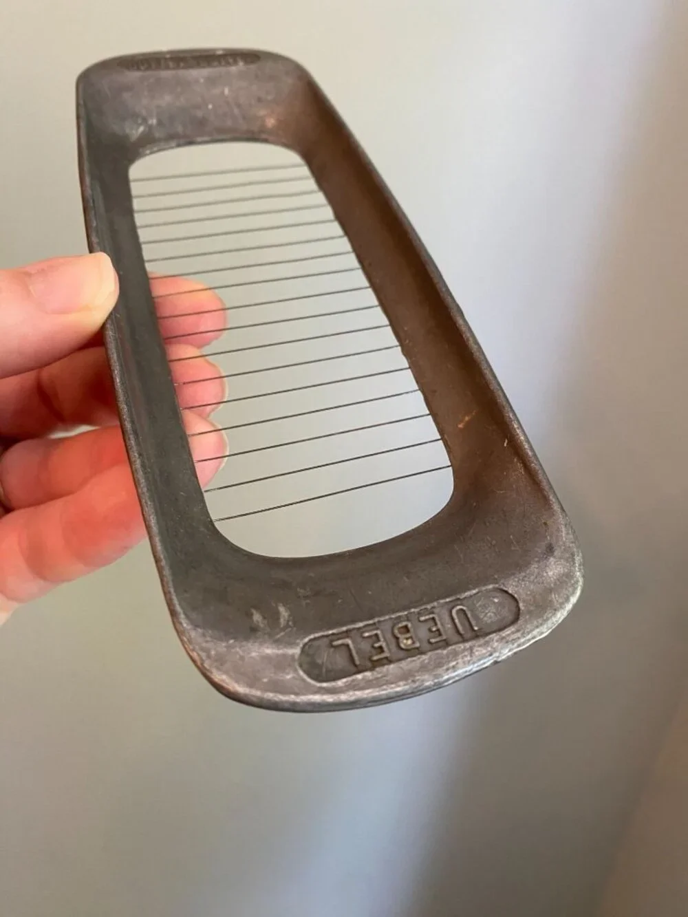 VINTAGE UEBEL MANUAL BUTTER CUTTER - 7.25